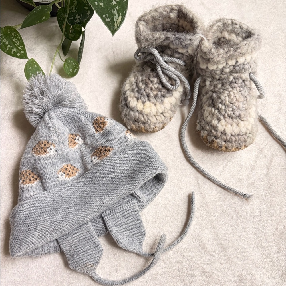 Padraig Wool Sheepskin Knit Kids Slipper Shoes and Hedgehog hat